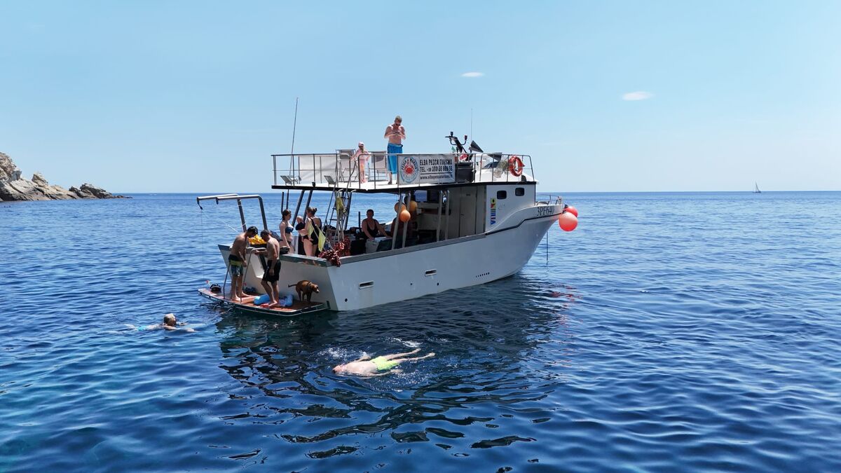 La barca Iselba IV all'Isola d'Elba